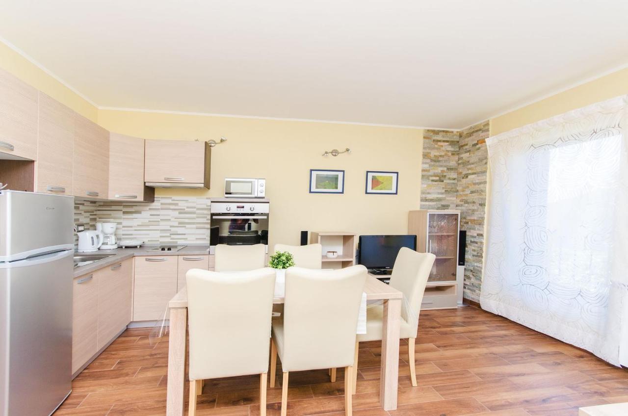 Apartment Ecio Винкуран Екстер'єр фото